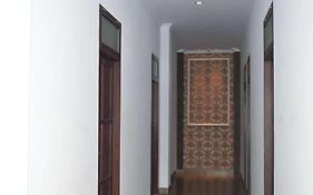 Oyo 1631 Aristo Home  2*